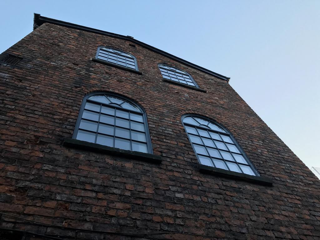 The Llangollen - Berwyn House Wrexham Exterior photo